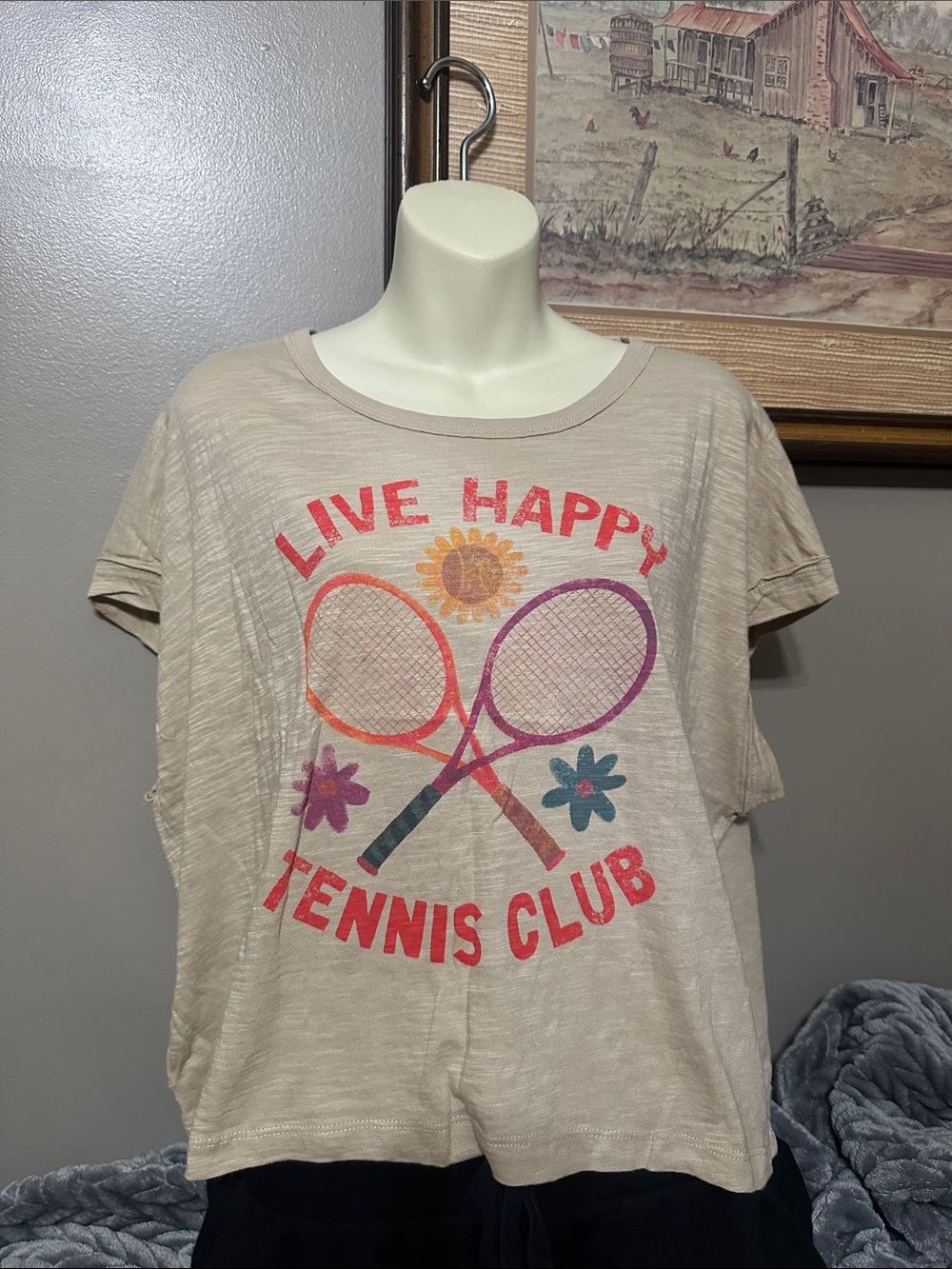 Natural Life Tan Tee Live Happy 🎾Tennis Club size large